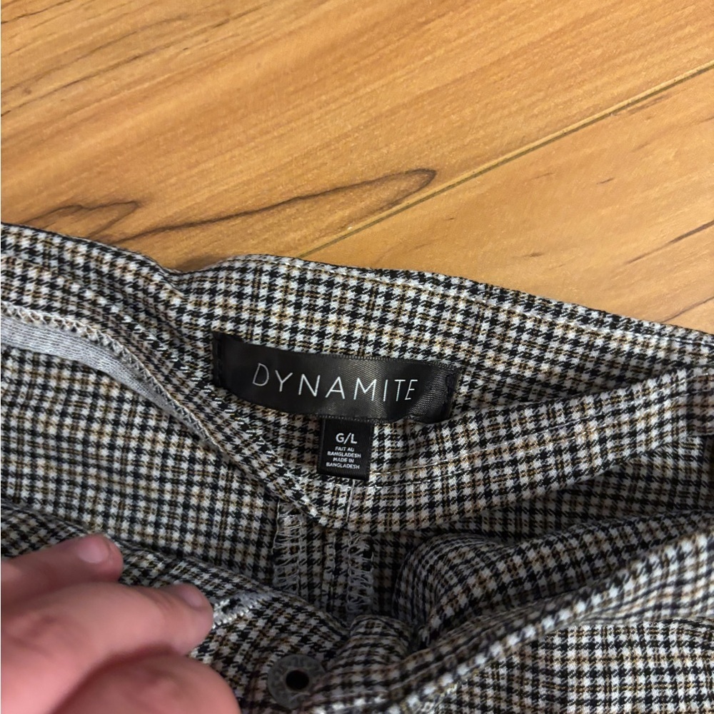 Dynamite Monochrome Checkered Ankle Pants - Picture 4 of 5